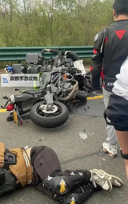 最新车祸现场：事故现场全景曝光引发关注图1