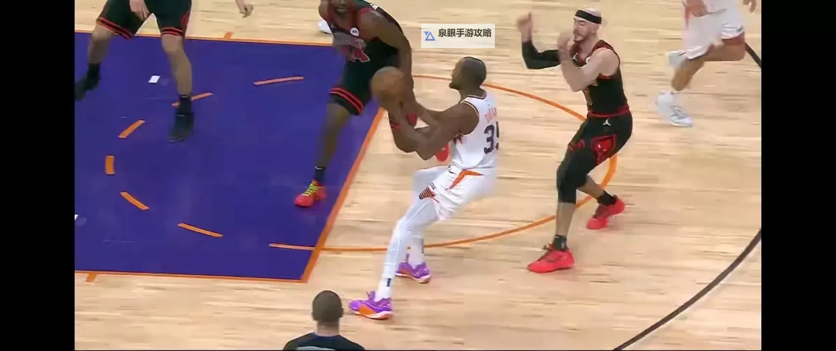 格兰特走步绝杀：篮球赛场的惊天逆转瞬间图1