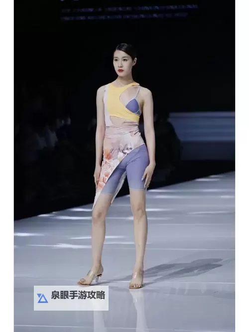 2024中国内衣秀：展现时尚与自信的华丽盛宴图1