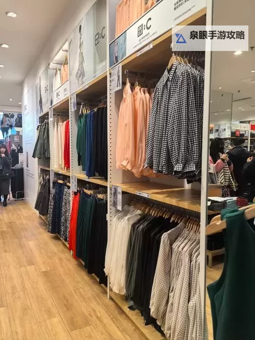 优衣库视频：最新时尚搭配与品牌故事全揭秘图1