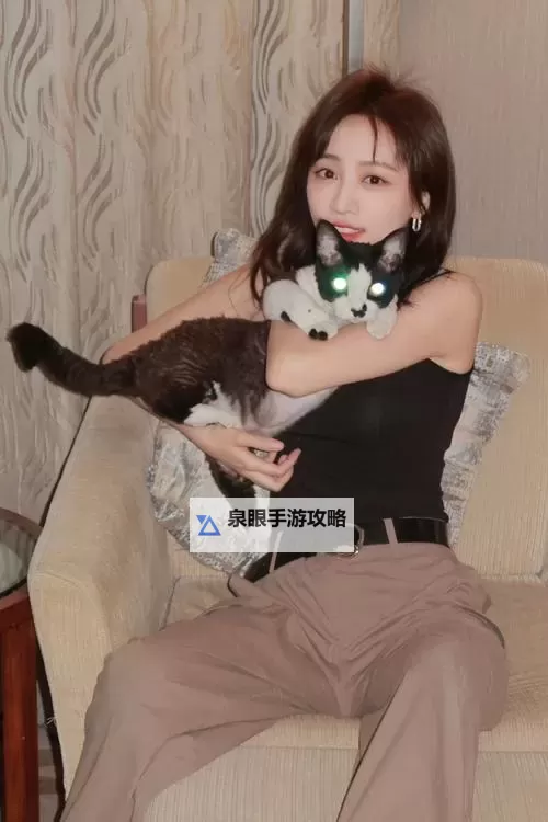 探索魅力:艹婷婷的多彩人生与创作之路图1