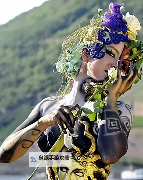 张筱雨魅惑人体艺术:艺术之美与光影的完美结合图1