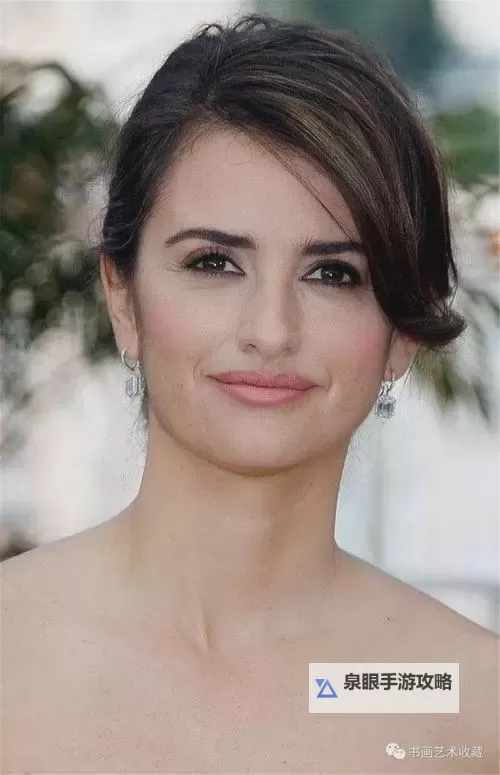 国产与欧美明星同台争锋：跨国魅力引领时尚新风潮图1