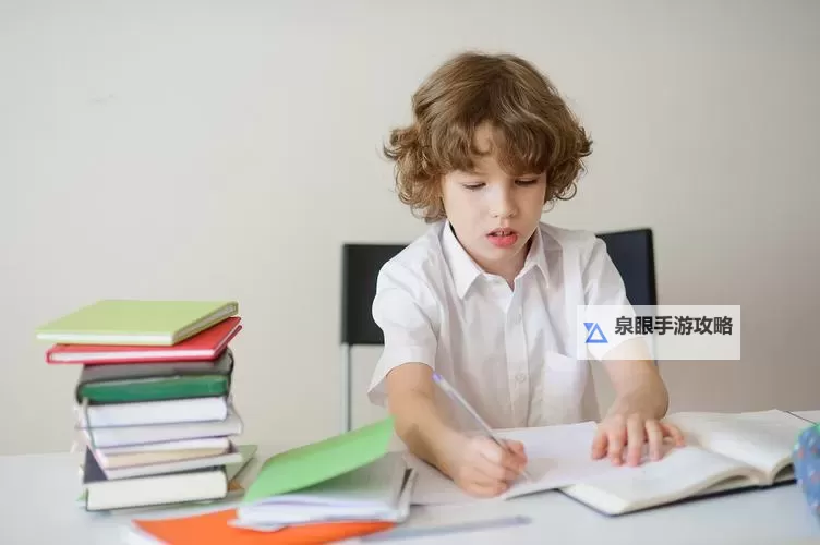 奇妙的牺牲：我竟然坐在学长的上面写作业图1