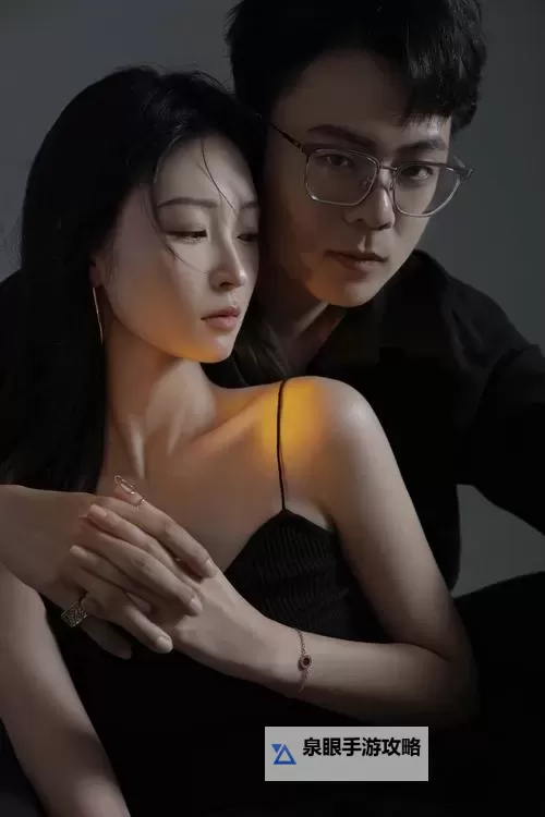 感动人心：最美情侣中文视频温馨呈现图1