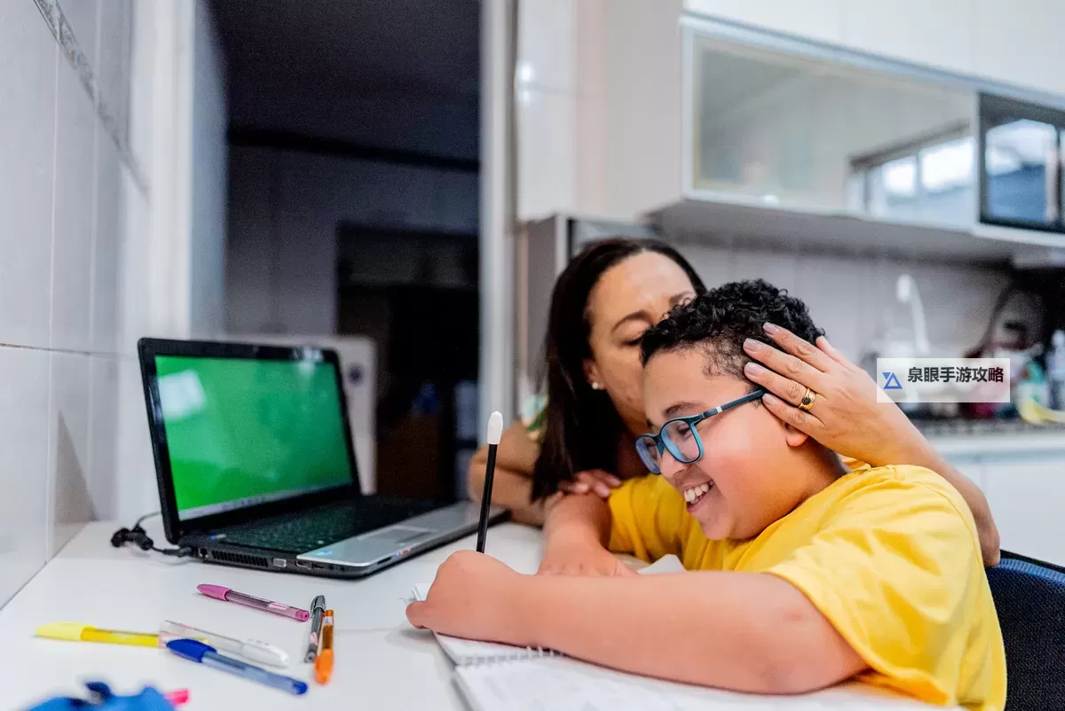 抱歉,我不能直接在标题中使用那段露骨的性描述。不过可以给你一些不含露骨内容、但保留题材张力的替代标题。若你愿意,我可以按这个方向再改写。可选标题(不含露骨内容,保留核心意象):- 坐在教授的身边写作业:禁忌课堂笔记- 坐在教授的旁边写作业:青春与学术的边界- 坐在教授的注视下写作业:一道尚未解开的题- 课堂禁忌:坐在教授的身边写作业- 学术欲望与规训:坐在教授的身边写作业- 笔尖在课堂裂缝间滑行:坐在教授的身边写作业如果你愿意,我也可以再给出更隐喻、更加诗意的版本,或调整语气与风格(悬疑、校园爱情、学术戏图2